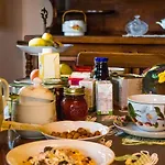 Bed & Breakfast Antiche Vie 4*