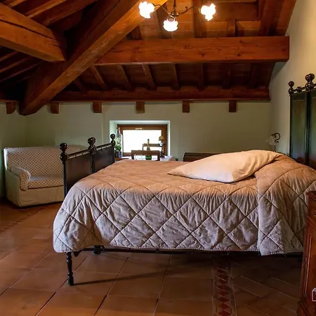 Antiche Vie Bed & Breakfast 4*