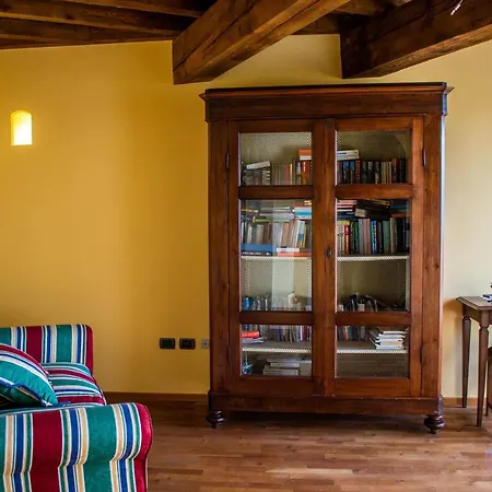 Antiche Vie Bed & Breakfast Serramazzoni