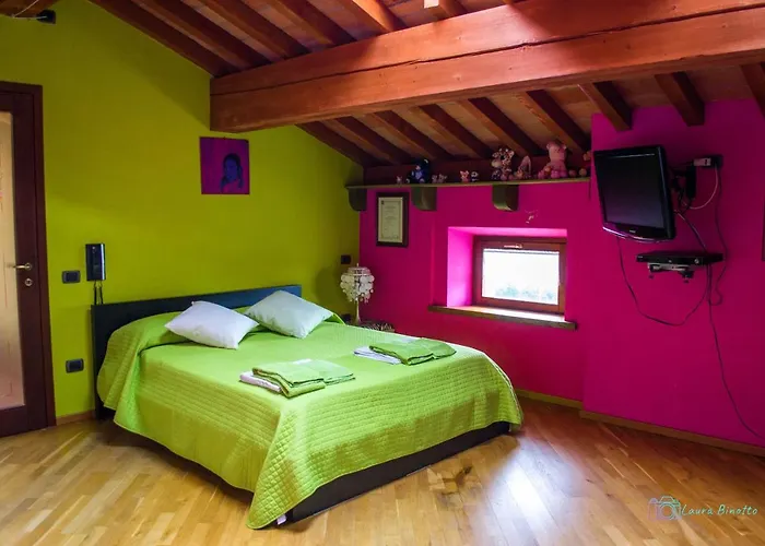 Antiche Vie Bed & Breakfast 4*