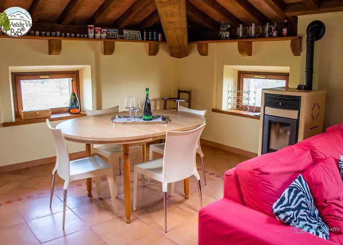 Antiche Vie Bed & Breakfast 4*